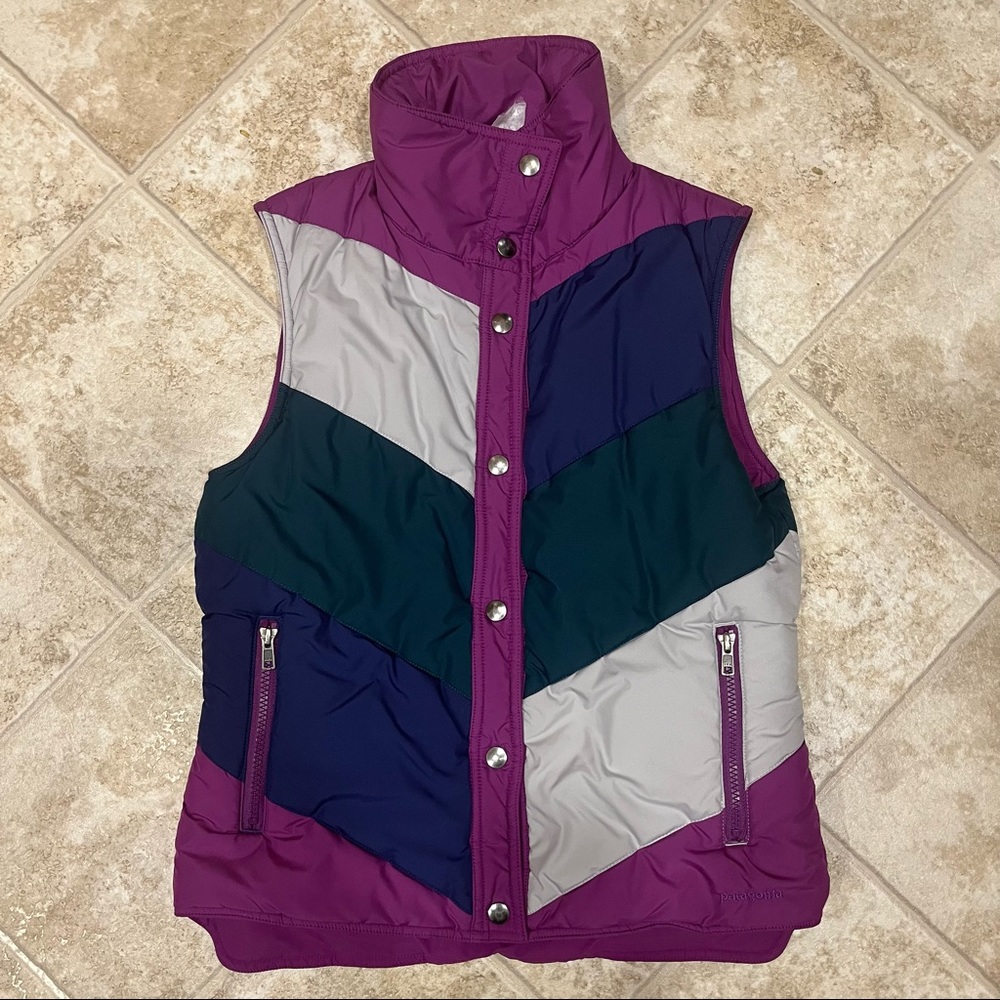 Patagonia Chevron Colorblock Puffer Vest in Purple, Navy, Teal, Light Gray